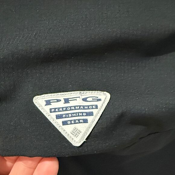 Columbia Omni-Shade Men's Black Casual Button Down Shirt Furman size medium - Picture 4 of 7